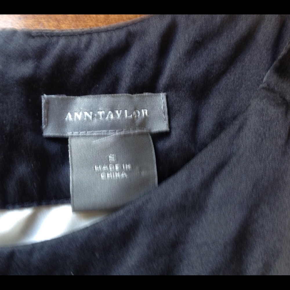 Ann Taylor Shell - Picture 3 of 5